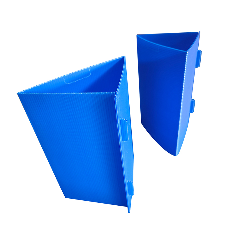 UV-stabiliserade trädskydd av korrugerad plast